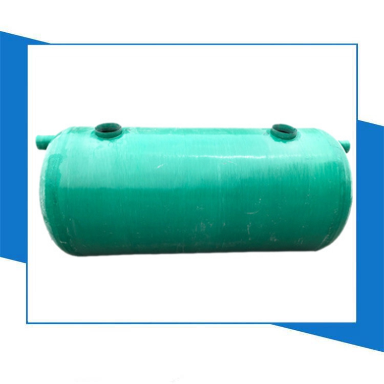 【玻（bō）璃鋼化糞（fèn）池】玻璃鋼製（zhì）品-玻璃鋼（gāng）源頭廠家-玻璃鋼風管-夾（jiá）砂管-儲罐-隔（gé）油池